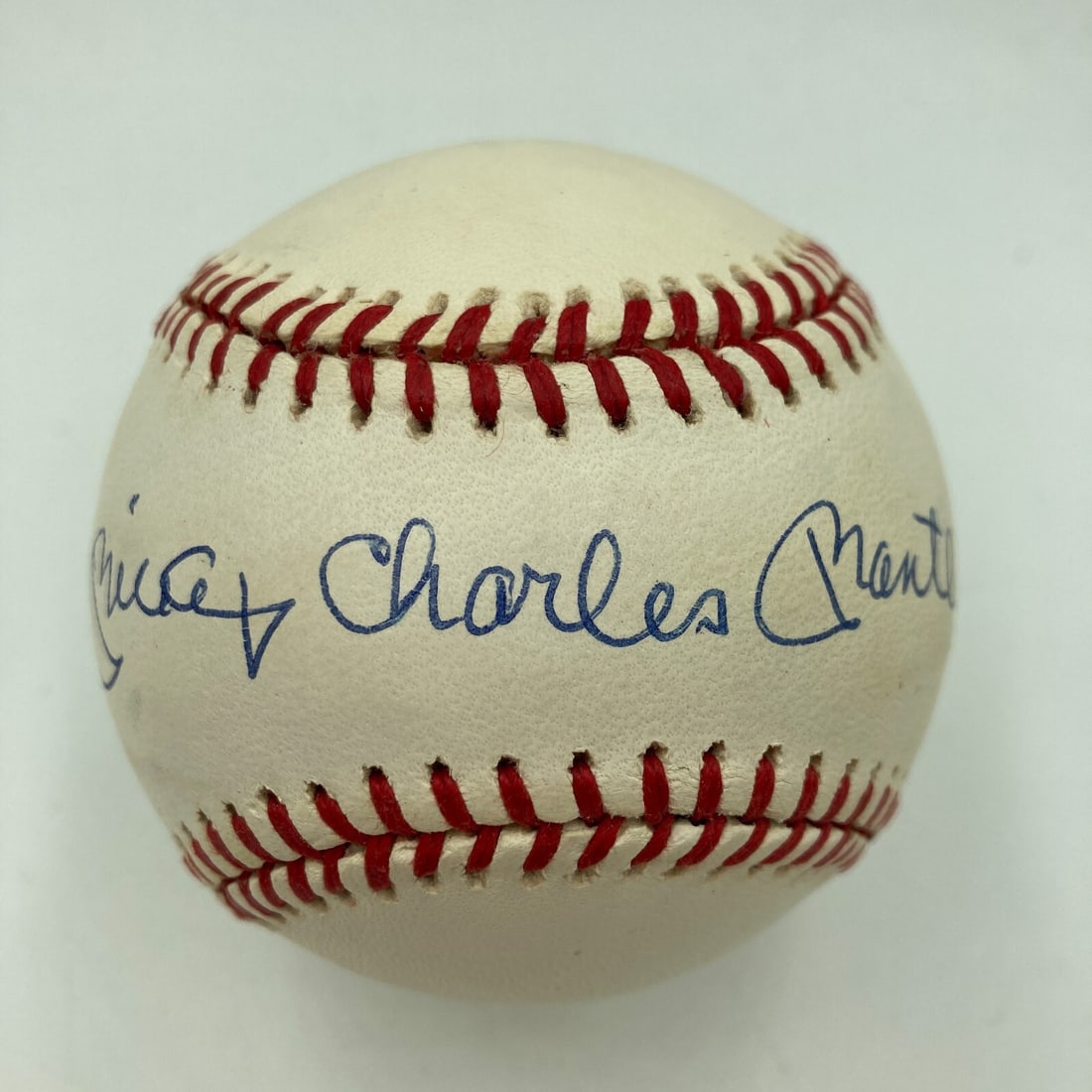 Mint Mickey Mantle Signed Baseball New York Yankees JSA COA: Mint Mickey Mantle Signed Baseball New York Yankees JSA COA This is a Mint Mickey Charles Mantle Signed American League Baseball, a must-have for any baseball enthusiast and a remarkable tribute to on