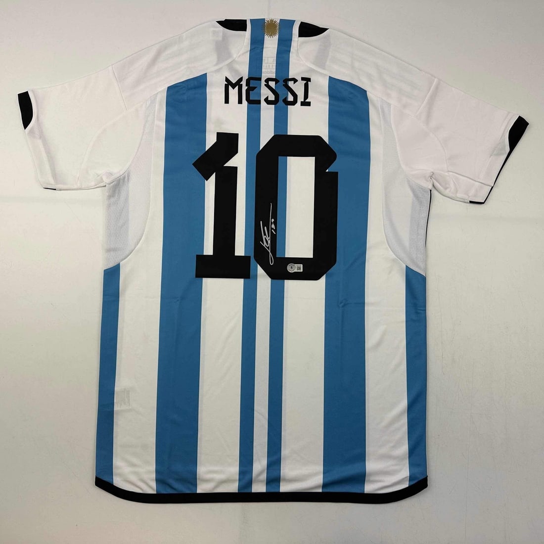 Autographed Lionel Messi Argentina Soccer Jersey Beckett BAS COA (1 of 6)