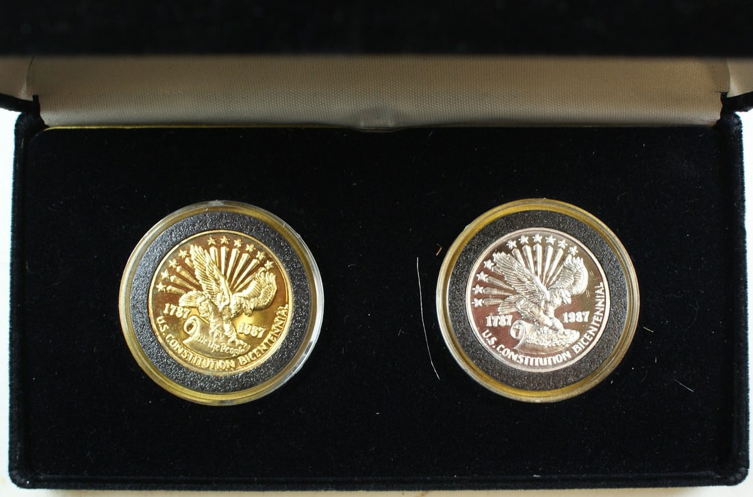 Set of 2 Silver Medals 200th Anniversary US Constitution Unity Mint (1 of 3)