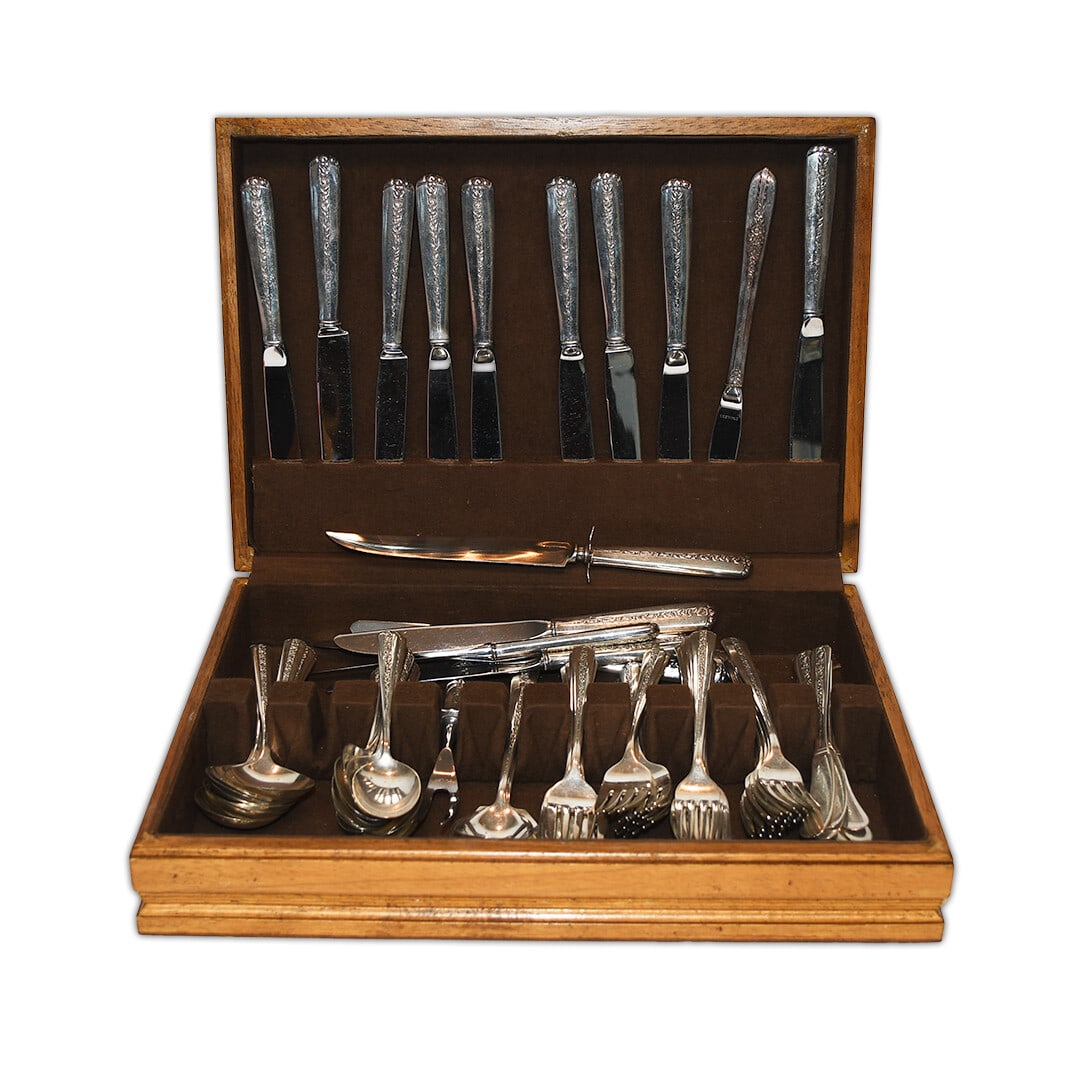 Rambler Rose Flatware Set 83.932 oz 6 Soup Spoons 14 Spoons 15 Forks (1 of 5)