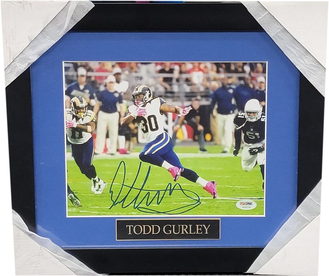 Todd Gurley Autographed 8x10 Photo PSA/DNA Framed Los Angeles Rams (1 of 3)