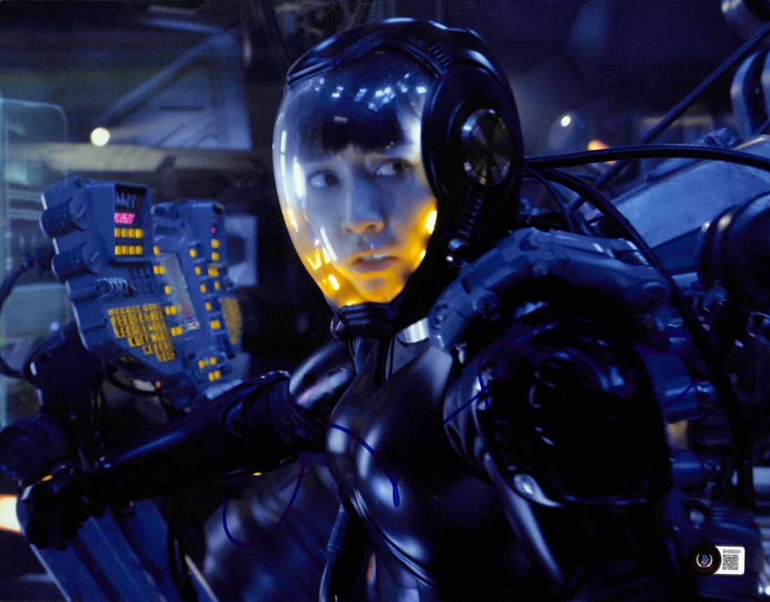 Rinko Kikuchi Signed 11x14 Mako Mori Photo Beckett Certified (1 of 1)