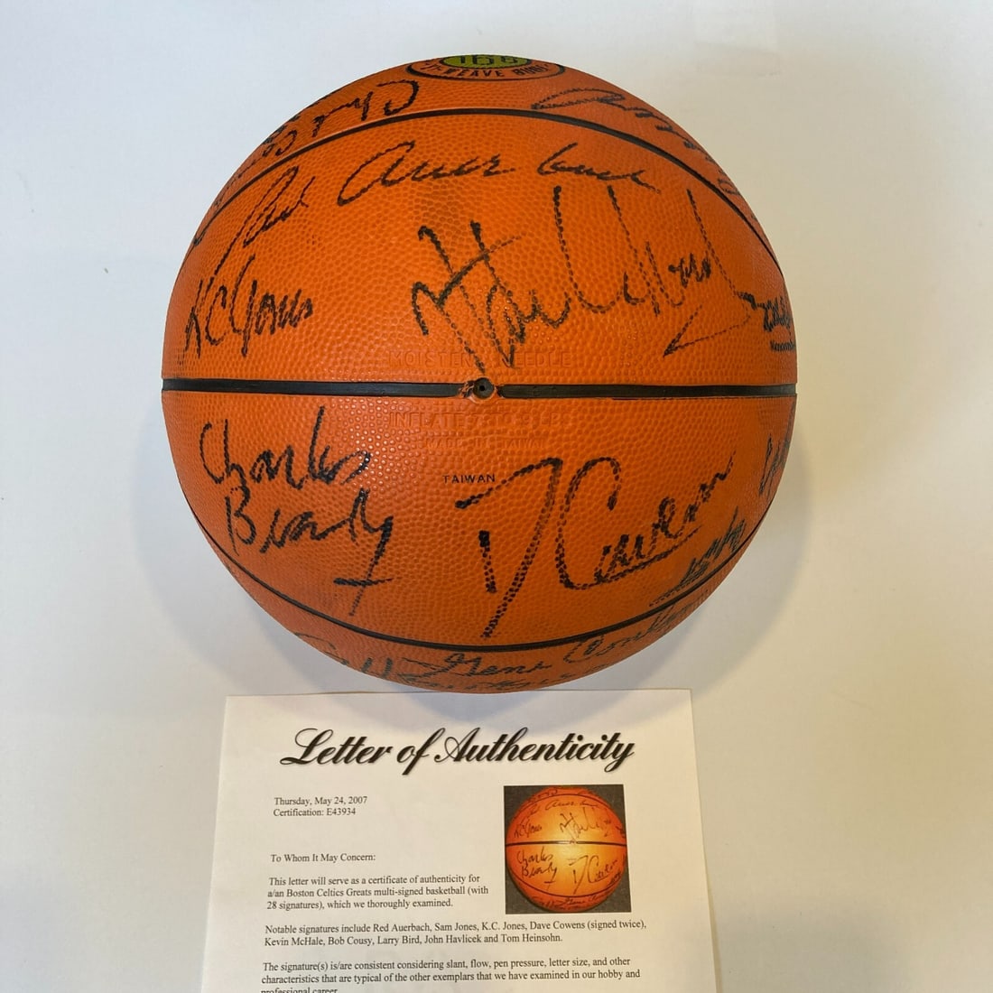 Boston Celtics Signed Basketball 28 Legends PSA DNA Rare HOF (1 of 12)