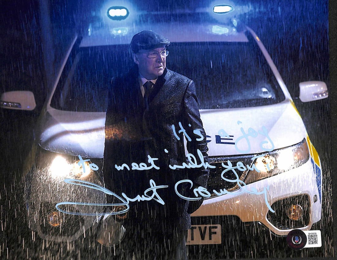 Dermot Crowley Signed 8x10 Luther Photo Beckett Certified: Dermot Crowley Signed 8x10 Luther Photo Beckett Certified This 8x10 photograph features the autograph of Dermot Crowley, who portrayed "DSU Martin Schenk" in the acclaimed series Luther. The photo has