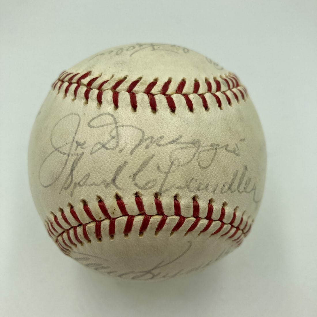 1960s New York Yankees Signed Baseball Joe DiMaggio JSA COA 15 Signatures (1 of 10)