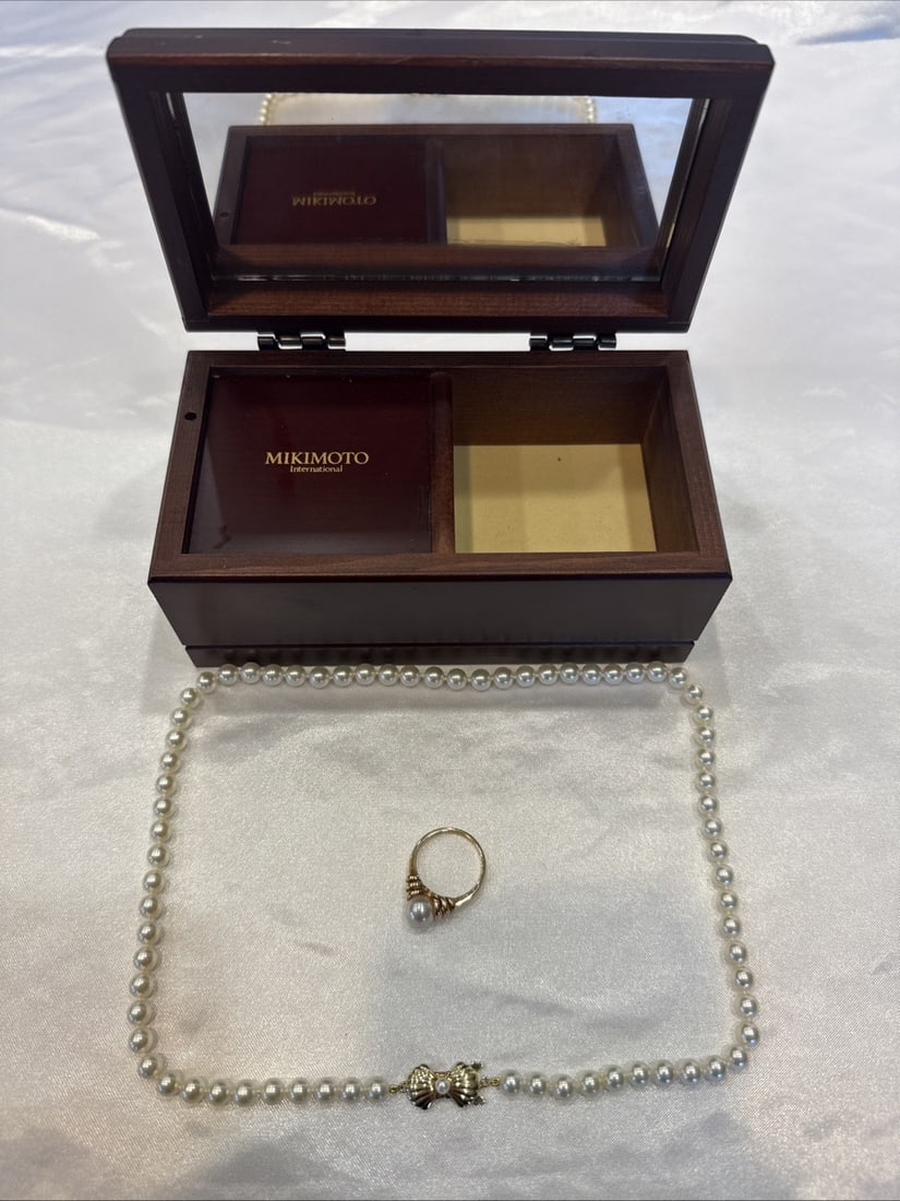 Mikimoto 14K Gold Pearl Jewelry Set Necklace Ring with Box (1 of 6)