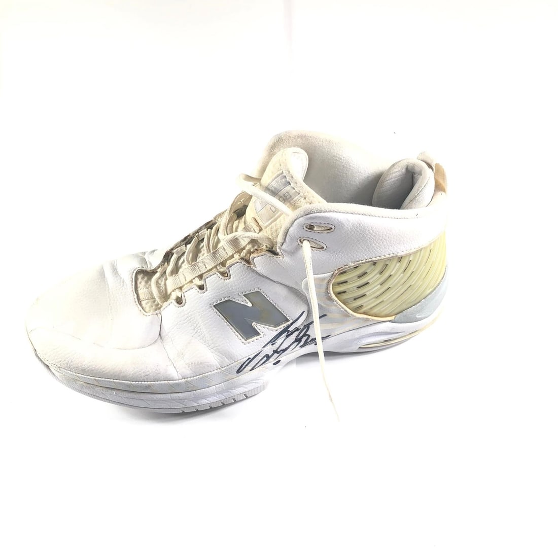Maciej Lampe Signed New Balance Basketball Shoe PSA/DNA Autographed Rockets Sneaker (1 of 3)