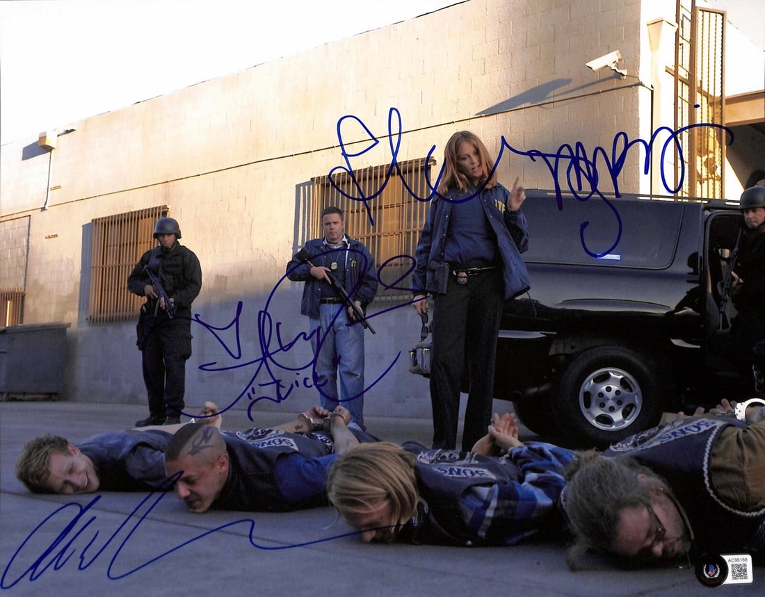 Sons of Anarchy Signed 11x14 Photo Hunnam Rossi Boone Walker Beckett LOA: Sons of Anarchy Signed 11x14 Photo Hunnam Rossi Boone Walker Beckett LOA This autographed 11x14 color photograph features the signatures of Charlie Hunnam, Theo Rossi, Mark Boone Jr., and Ally Walker