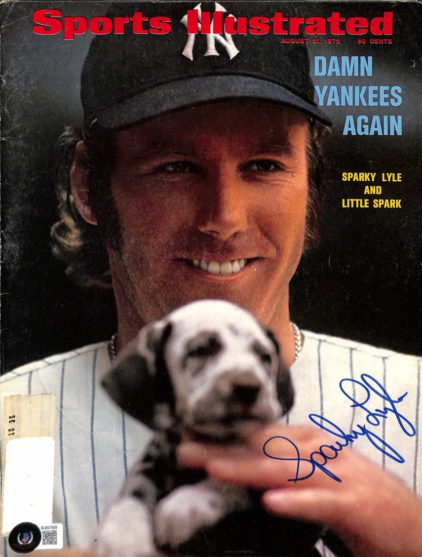 Sparky Lyle Signed Sports Illustrated August 21 1972 Beckett Authenticated (1 of 1)