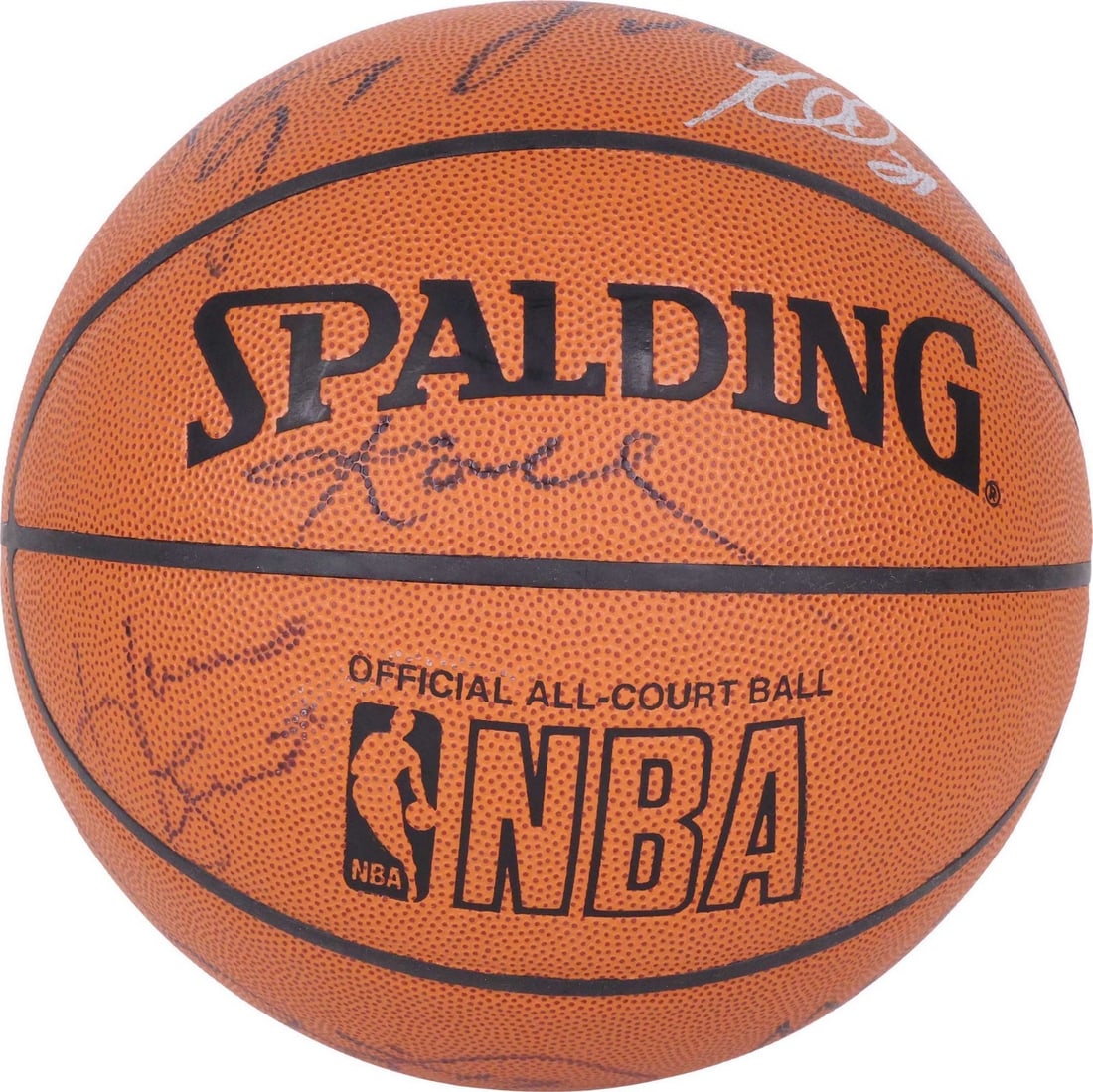 2002-03 Lakers Team Signed Basketball with Kobe Bryant PSA Authenticated: 2002-03 Lakers Team Signed Basketball with Kobe Bryant PSA Authenticated Celebrate basketball history with this official Spalding NBA basketball, signed by the legendary 2002-2003 Los Angeles Lakers c