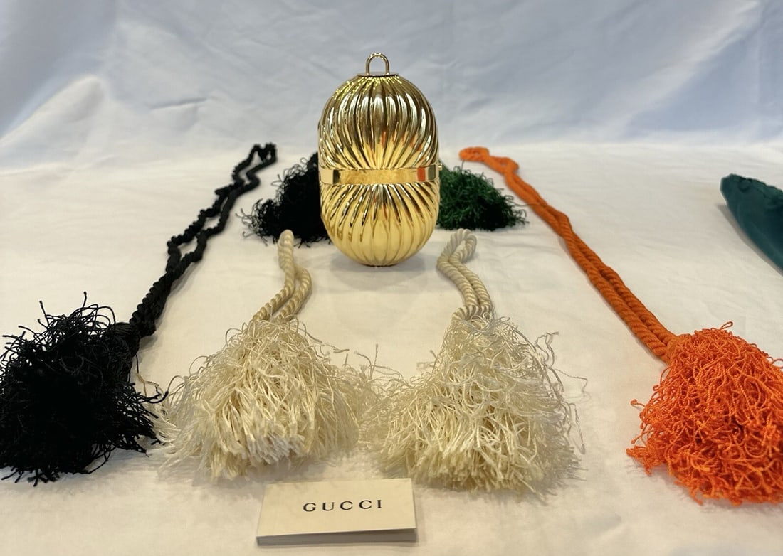 Gucci 18K Gold Tiger's-Eye Quartz Shoulder Bag with 6 Tassels - 9