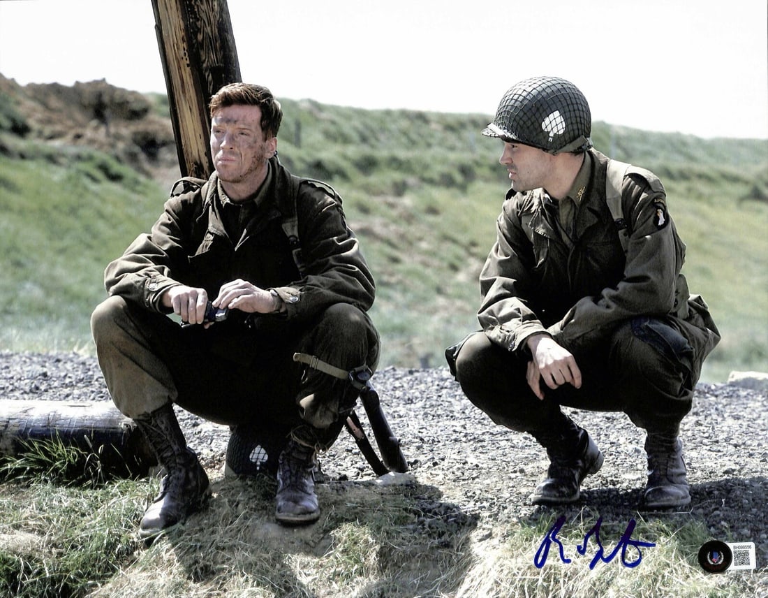 Ron Livingston Signed 11x14 Band of Brothers Photo Beckett Certified (1 of 1)
