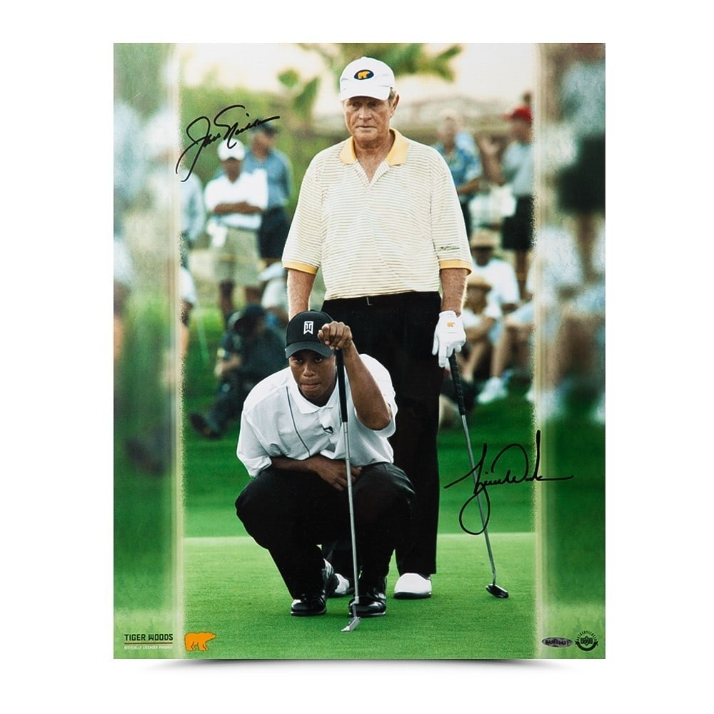 Jack Nicklaus Tiger Woods Dual Signed 16X20 Photo Upper Deck Authenticated: Jack Nicklaus Tiger Woods Dual Signed 16X20 Photo Upper Deck Authenticated This impressive autographed 16X20 photo features the legendary golfers Jack Nicklaus and Tiger Woods, capturing a moment from