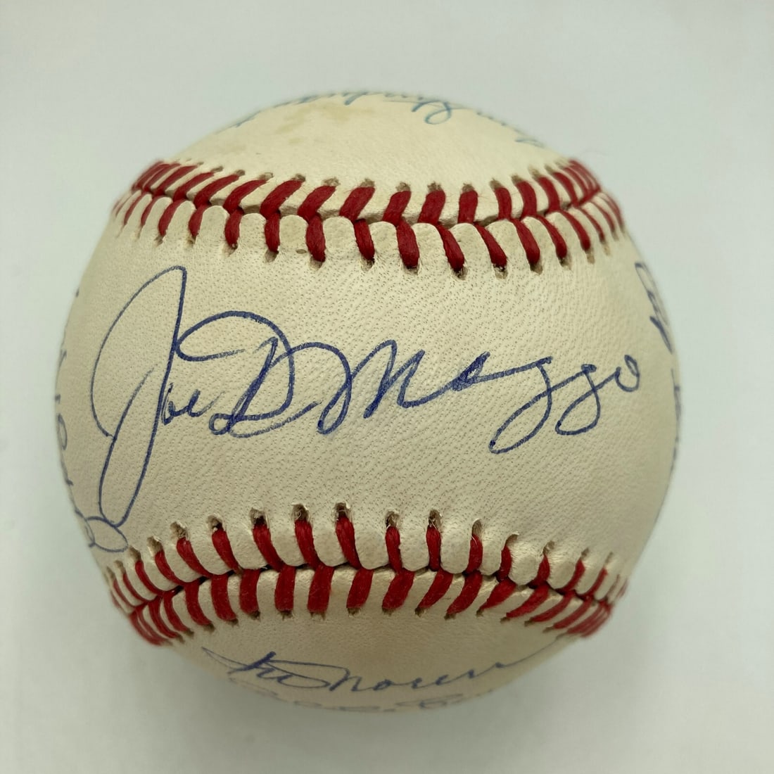 Joe DiMaggio Reggie Jackson Multi Signed Yankees Baseball JSA 21 Signatures (1 of 8)