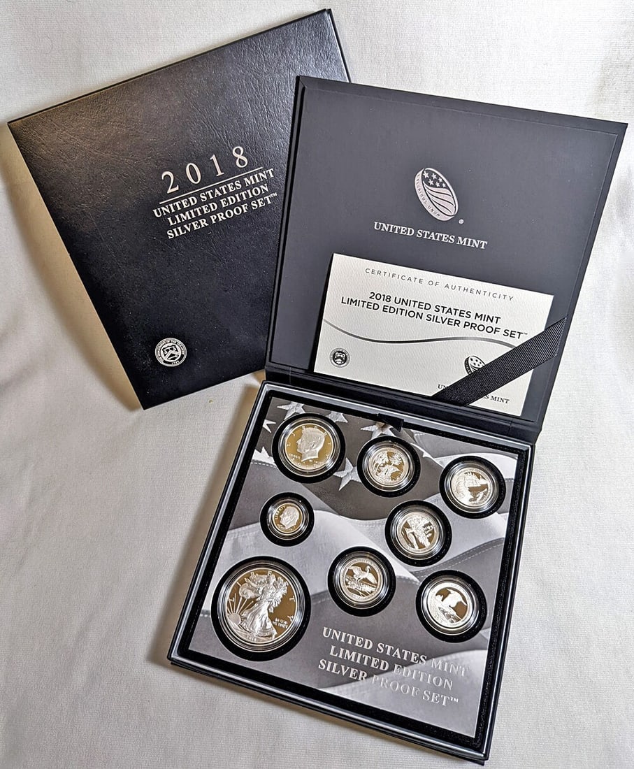2018 Limited Edition Silver Proof Coin Set With Box Slipcover and COA (1 of 2)