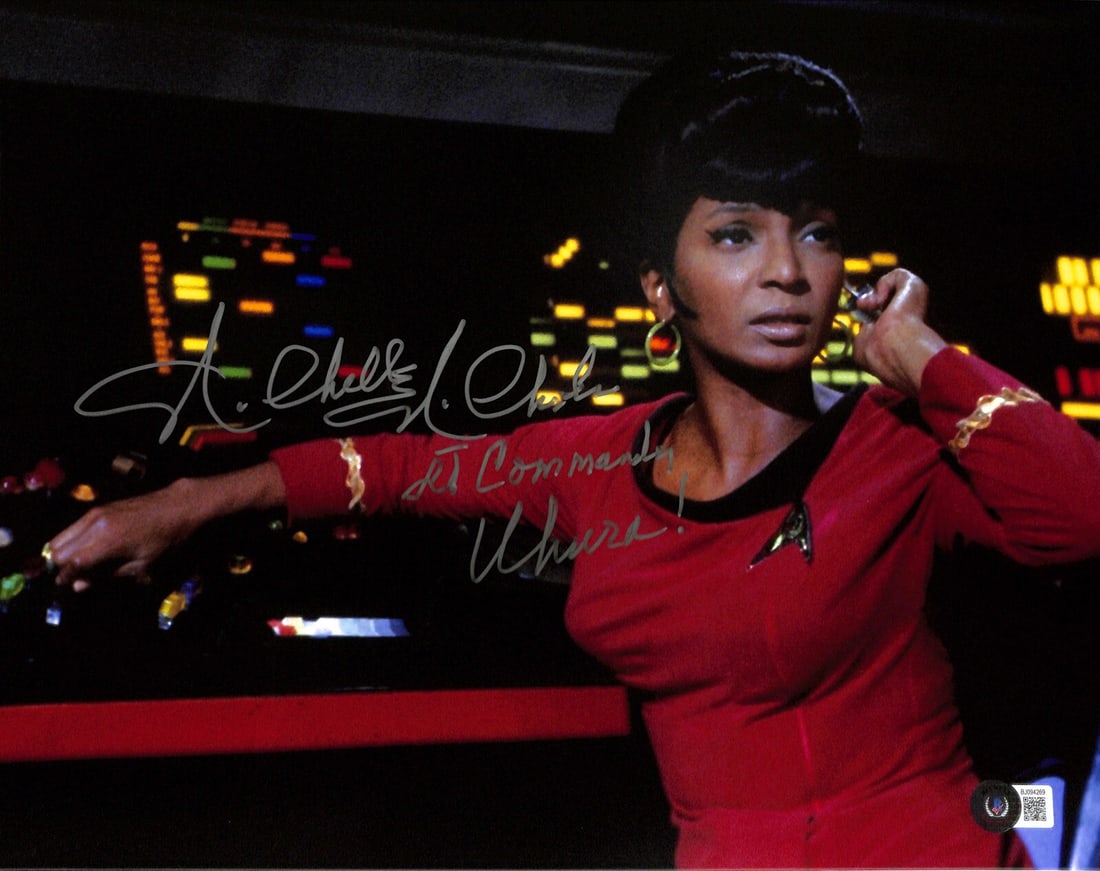 Nichelle Nichols Uhura Signed 11x14 Photo Beckett Certified: Nichelle Nichols Uhura Signed 11x14 Photo Beckett Certified This is an authentic 11x14 photograph of Nichelle Nichols, famously known for her role as Uhura in the original Star Trek television series.