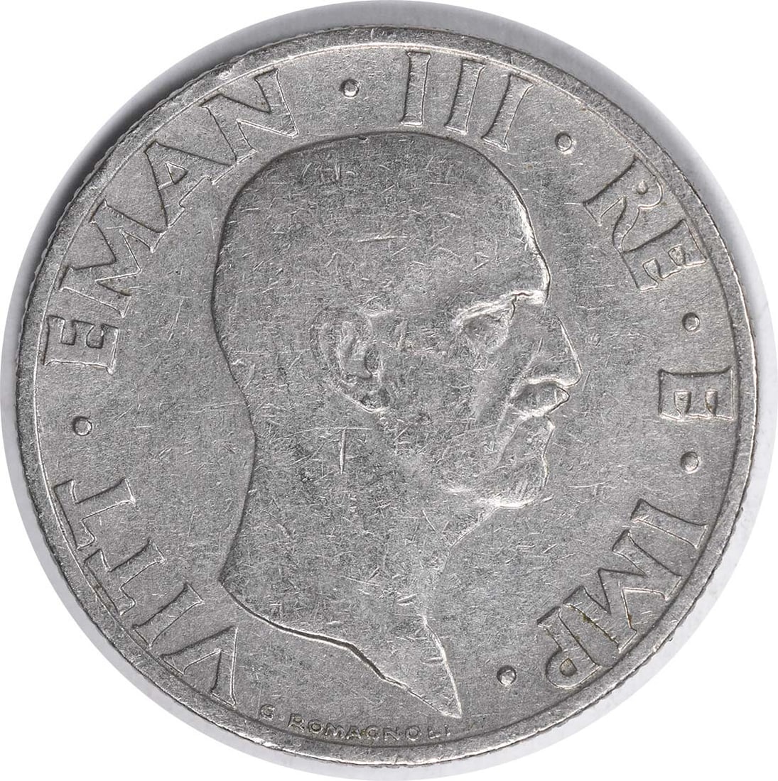 1936 Italy 50 Centesimi KM76 Silver Coin Uncertified: 1936 Italy 50 Centesimi KM76 Silver Coin Uncertified This 1936 Italy 50 Centesimi coin (KM76) is a remarkable piece made of silver, showcasing a grade of Extremely Fine (XF). Its circulated condition