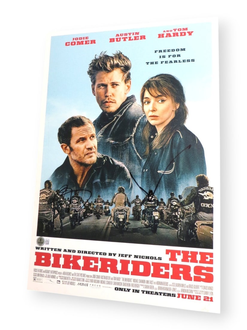 Austin Butler Norman Reedus Signed 12x18 Photo Beckett Authenticated (1 of 4)