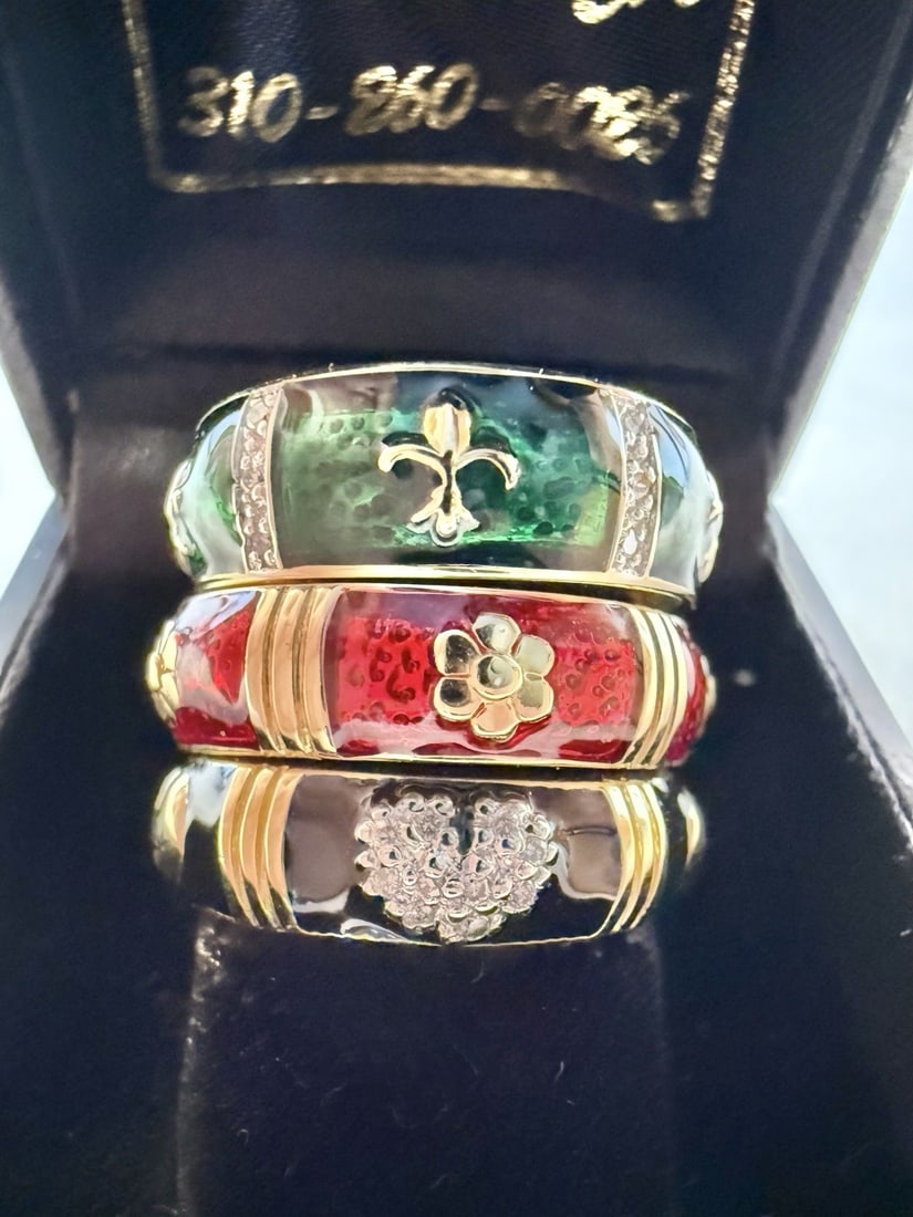 French Trio 14K Yellow Gold Enamel Diamond Ring Set Size 7: French Trio 14K Yellow Gold Enamel Diamond Ring Set Size 7 Discover the elegance of this exquisite French trio of rings crafted in 14k yellow gold and adorned with vibrant enamel. This stunning three-