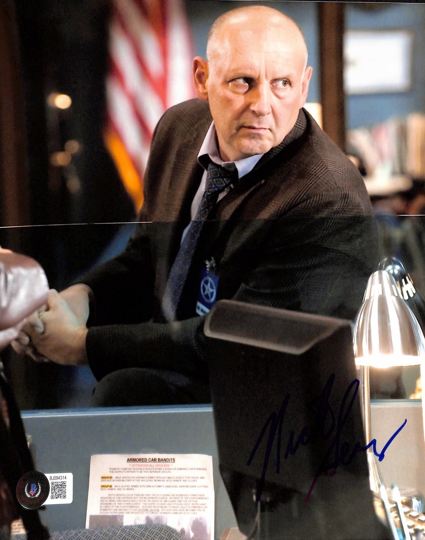 Nick Searcy Signed U.S. Marshal Art Mullen Justified 8x10 Photo Beckett Certified (1 of 1)