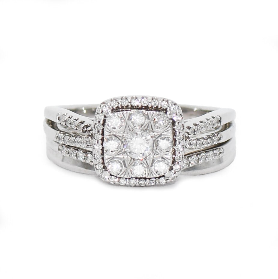 10k White Gold Cocktail Ring with 0.40 Carat Diamonds (1 of 6)