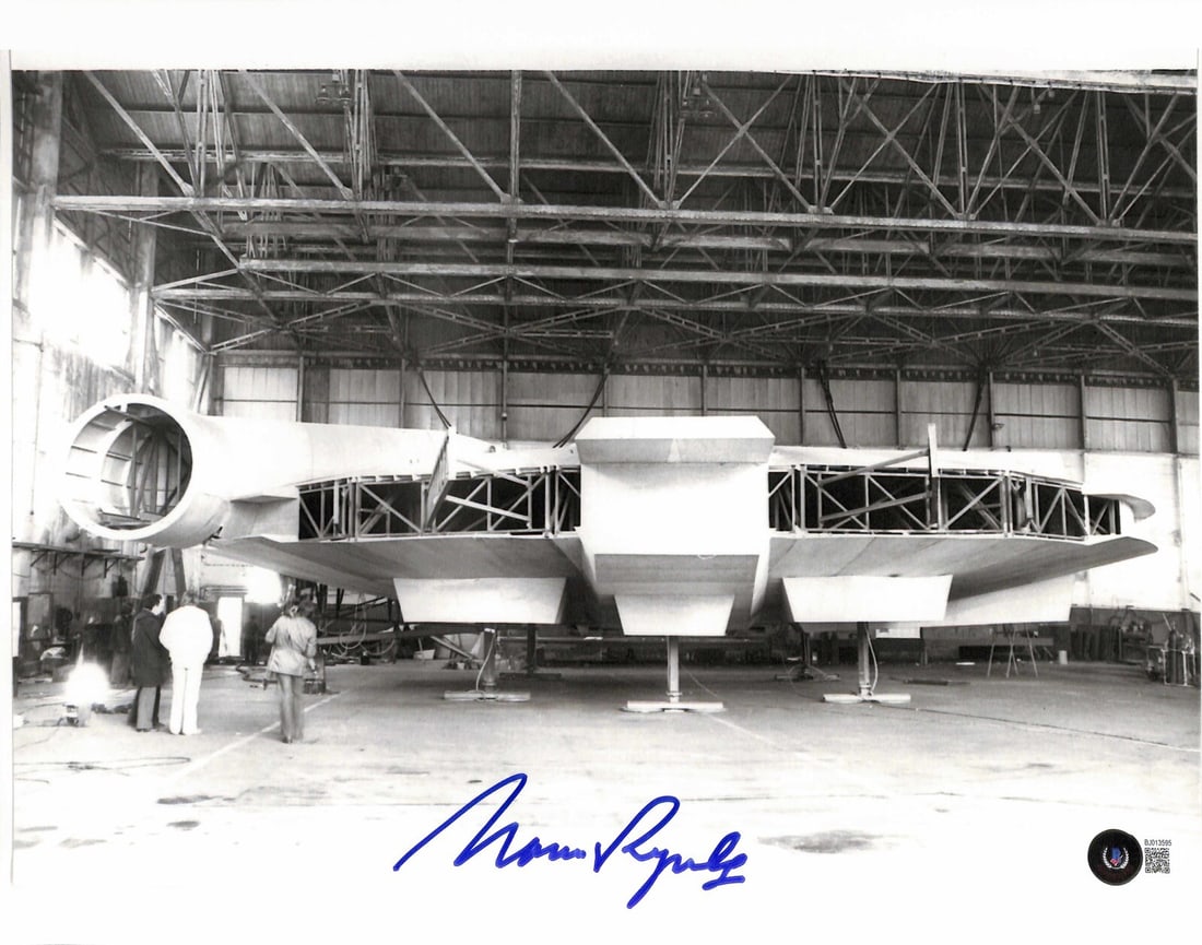 Norman Reynolds Signed Star Wars Millennium Falcon 11x14 Photo Beckett Authentication (1 of 1)