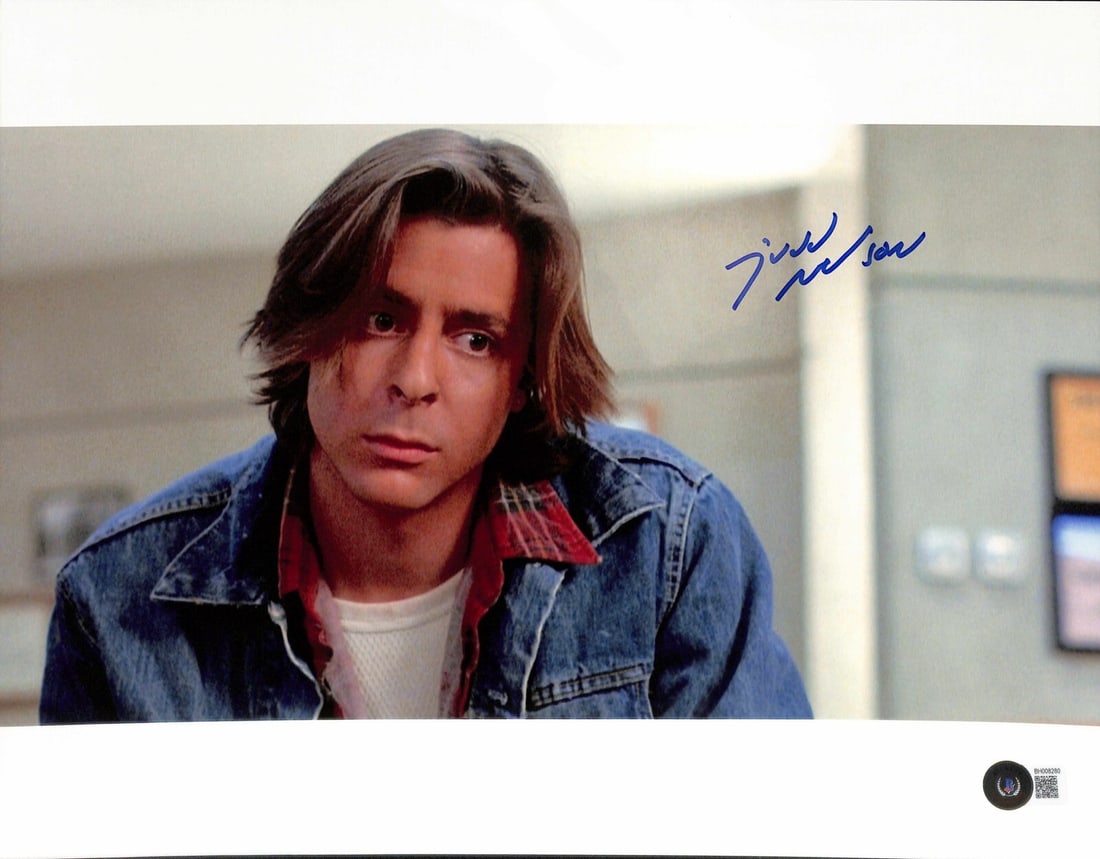 Judd Nelson Signed 11X14 Photo from The Breakfast Club Beckett Certified: Judd Nelson Signed 11X14 Photo from The Breakfast Club Beckett Certified This is an original 11x14 photograph signed by Judd Nelson, the iconic actor from the classic film 'The Breakfast Club.' The si