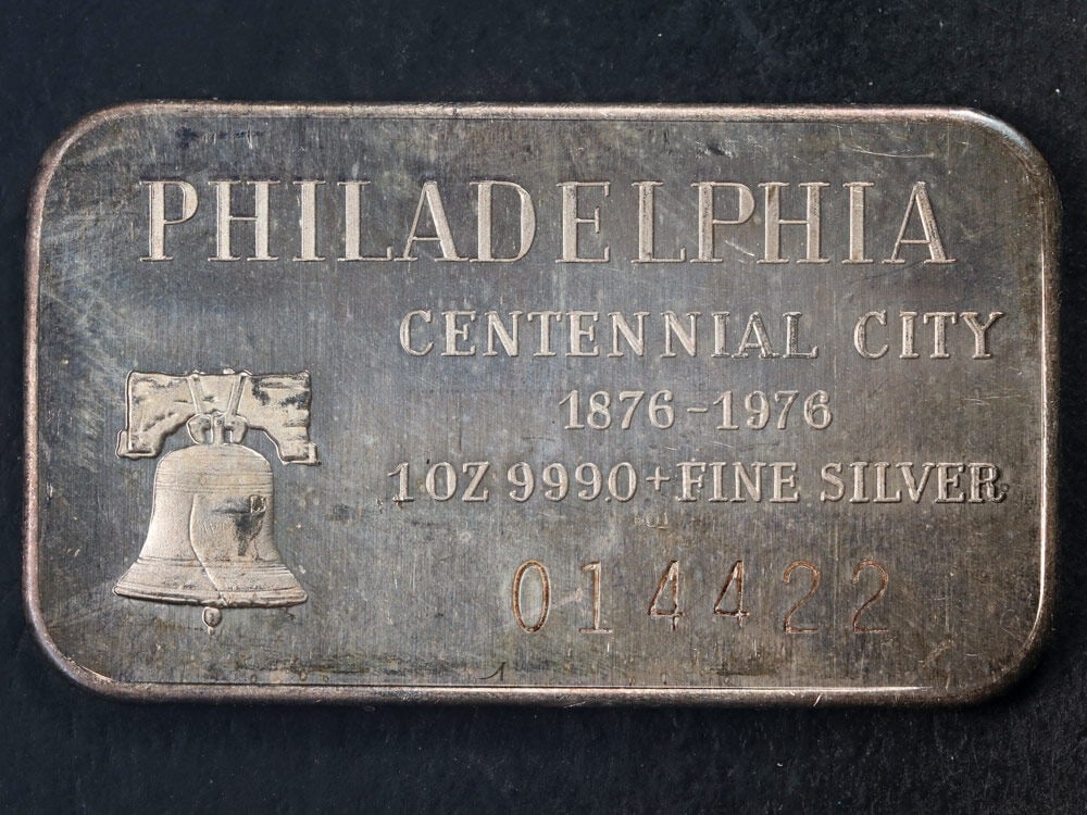 Philadelphia Centennial City Silver Bar 1 oz .999 Fine 1876-1976 (1 of 2)