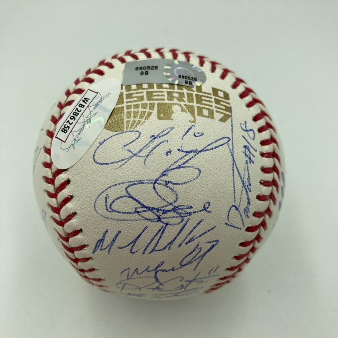2007 Boston Red Sox Team Signed Baseball MLB Authenticated (1 of 17)