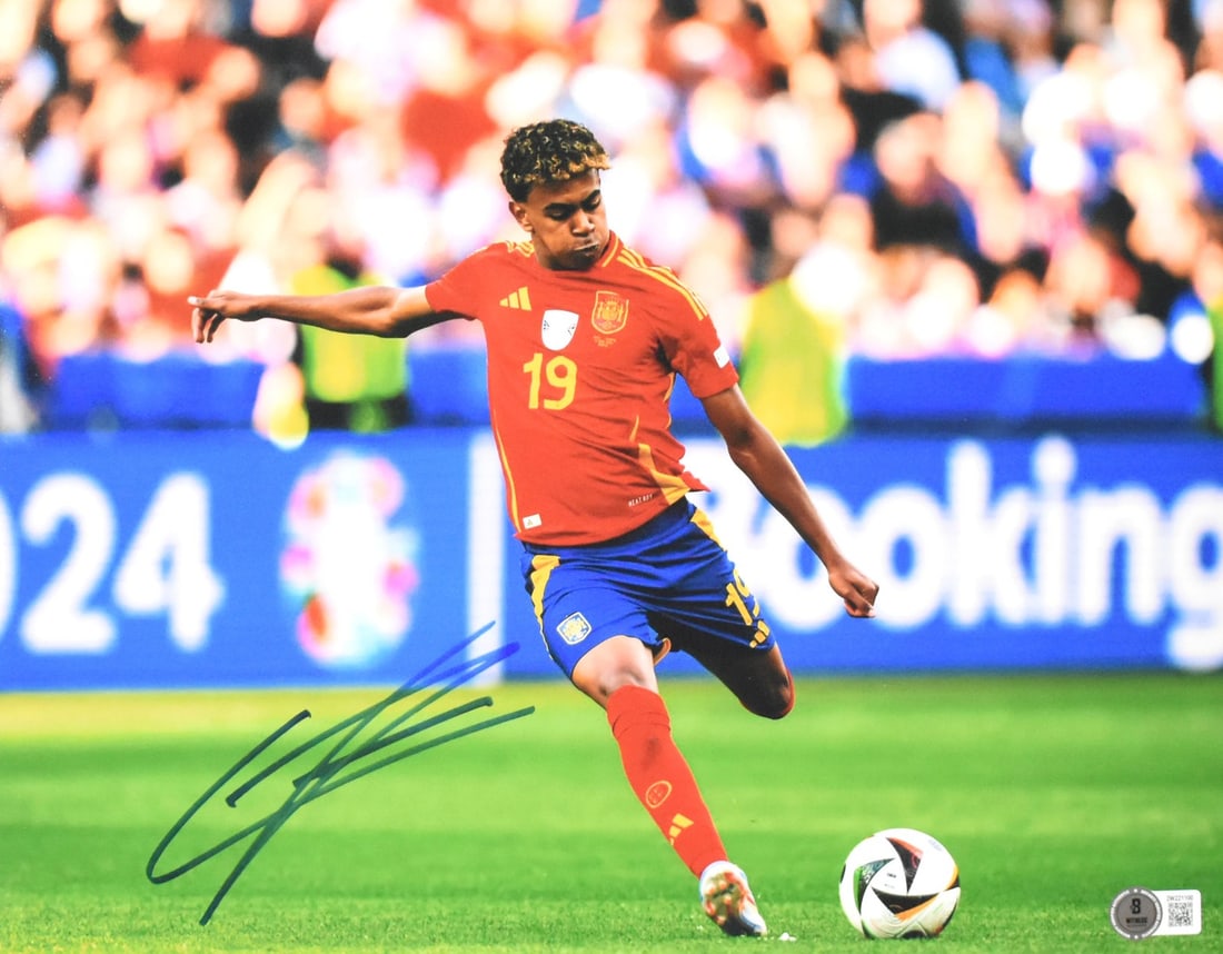 Lamine Yamal Signed 11x14 Spain Kicking Photo Beckett W Hologram: Lamine Yamal Signed 11x14 Spain Kicking Photo Beckett W Hologram This is an original autographed 11x14 photo of Lamine Yamal, representing the Spain national football team. The photo is a stunning dep