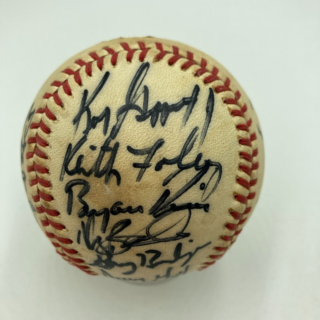 Ken Griffey Jr 1988 Vermont Mariners Team Signed Game Baseball JSA COA (1 of 8)