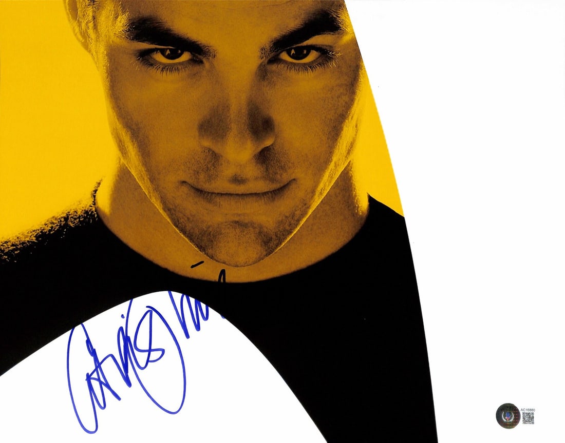 Chris Pine Star Trek Signed 11x14 Photo Auto Grade 10 Beckett LOA (1 of 1)