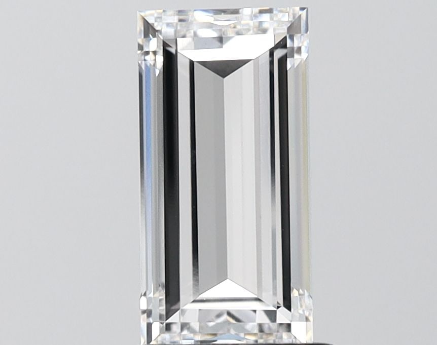 Loose Diamond - BAGUETTE 1.87ct D VVS1: Loose Diamond - BAGUETTE 1.87ct D VVS1 Source: This is a real non-mined Diamond that has been grown in a lab Shape: BAGUETTE Carats: 1.87 Color: D Clarity: VVS1 Certification: IGI Video: