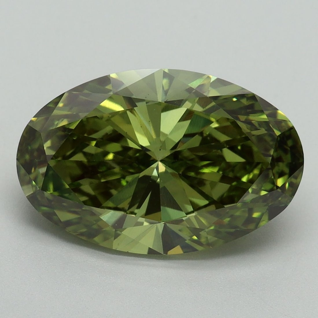 Loose Diamond - OVAL 5.0ct Fancy Vivid Green VS1: Loose Diamond - OVAL 5.0ct Fancy Vivid Green VS1 Source: This is a real non-mined Diamond that has been grown in a lab Shape: OVAL Carats: 5.0 Color: Fancy Vivid Green Certification: IGI Video: