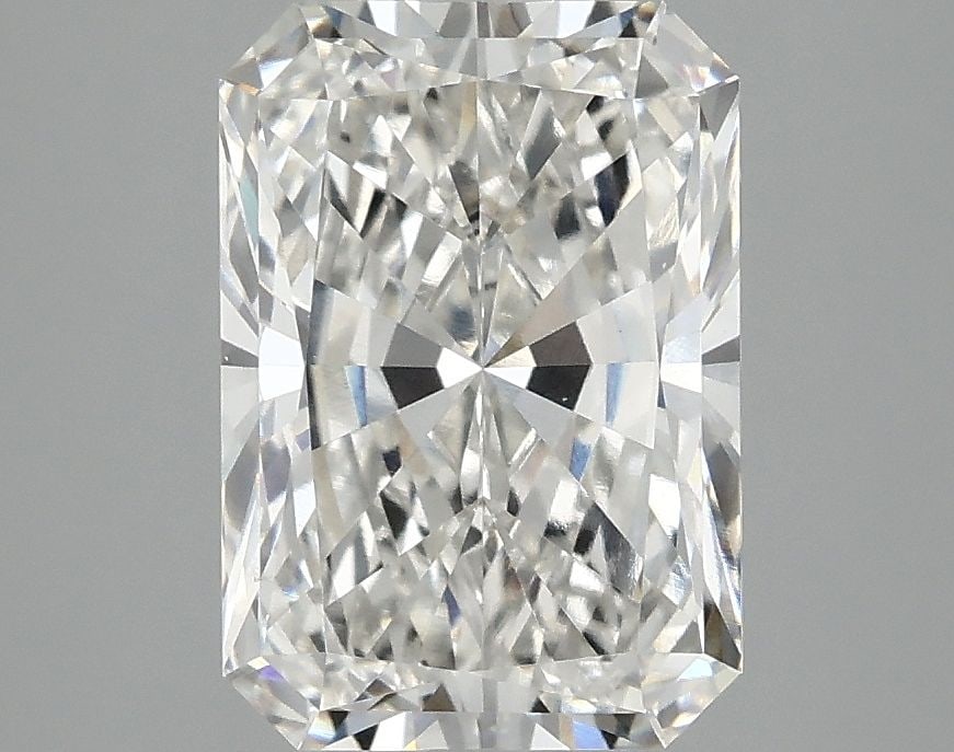 Loose Diamond - RADIANT 2.92ct G VS1: Loose Diamond - RADIANT 2.92ct G VS1 Source: This is a real non-mined Diamond that has been grown in a lab Shape: RADIANT Carats: 2.92 Color: G Clarity: VS1 Certification: IGI Video: