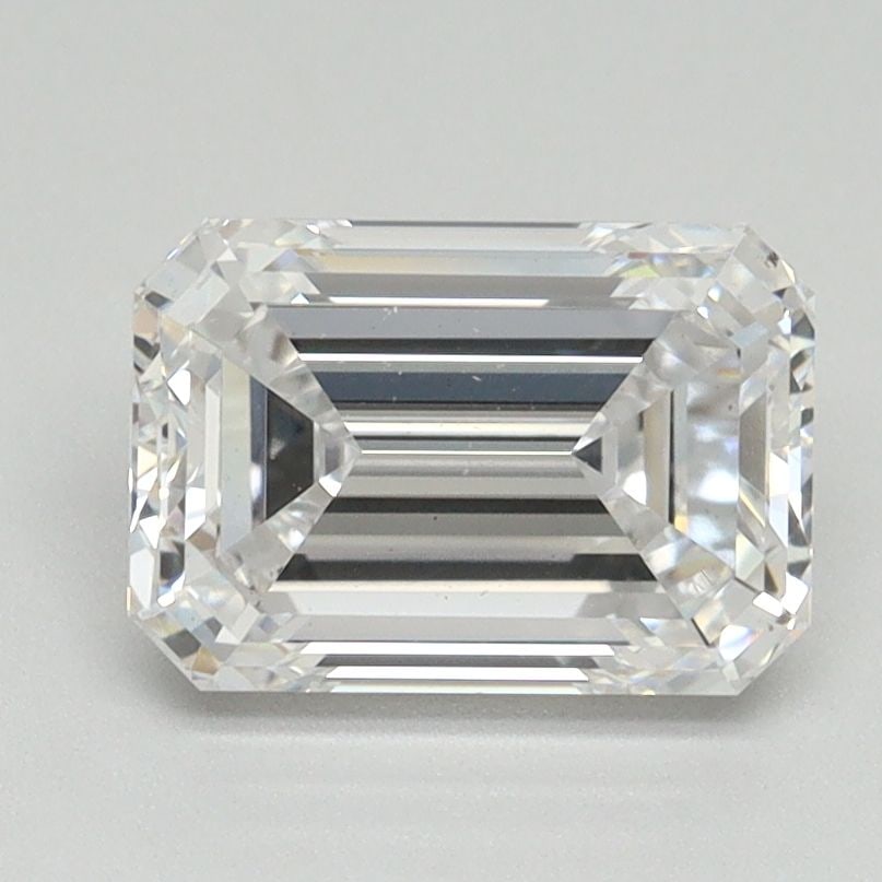 Loose Diamond - EMERALD 2.0ct E VS2: Loose Diamond - EMERALD 2.0ct E VS2 Source: This is a real non-mined Diamond that has been grown in a lab Shape: EMERALD Carats: 2.0 Color: E Clarity: VS2 Certification: NONE Video: