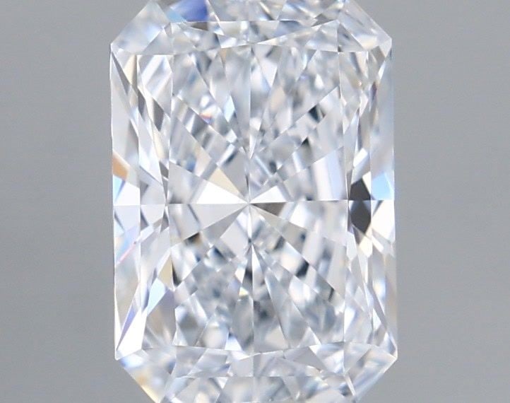 Loose Diamond - RADIANT 1.04ct E VVS1: Loose Diamond - RADIANT 1.04ct E VVS1 Source: This is a real non-mined Diamond that has been grown in a lab Shape: RADIANT Carats: 1.04 Color: E Clarity: VVS1 Certification: IGI Video: