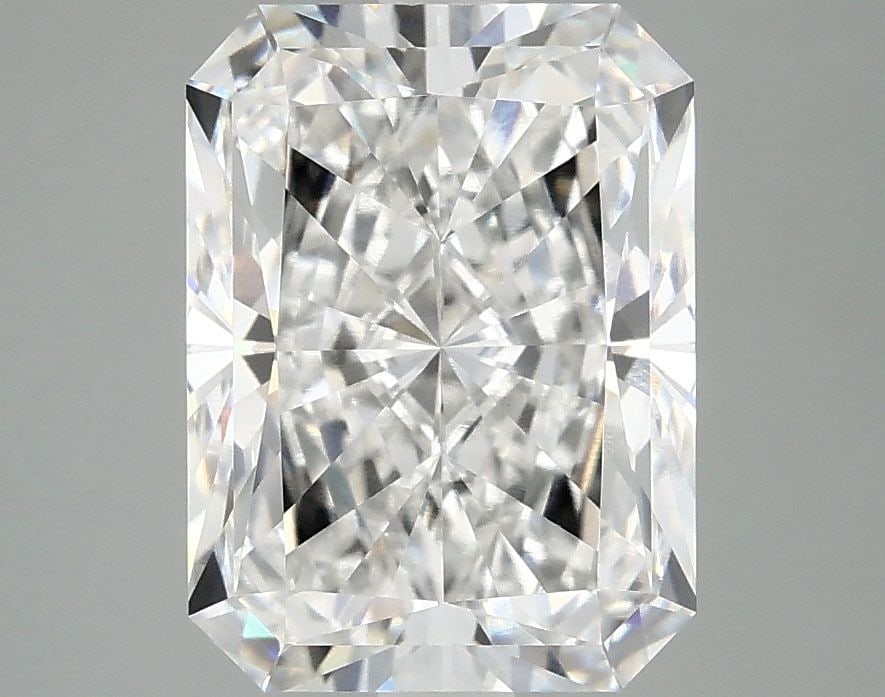 Loose Diamond - RADIANT 3.51ct E VVS2: Loose Diamond - RADIANT 3.51ct E VVS2 Source: This is a real non-mined Diamond that has been grown in a lab Shape: RADIANT Carats: 3.51 Color: E Clarity: VVS2 Certification: IGI Video: