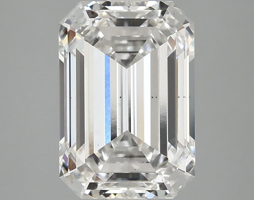 Loose Diamond - EMERALD 3.08ct F VS1: Loose Diamond - EMERALD 3.08ct F VS1 Source: This is a real non-mined Diamond that has been grown in a lab Shape: EMERALD Carats: 3.08 Color: F Clarity: VS1 Certification: IGI Video: