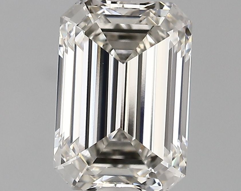 Loose Diamond - EMERALD 1.85ct G VVS2: Loose Diamond - EMERALD 1.85ct G VVS2 Source: This is a real non-mined Diamond that has been grown in a lab Shape: EMERALD Carats: 1.85 Color: G Clarity: VVS2 Certification: IGI Video: