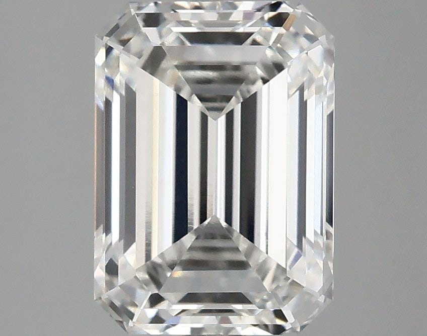 Loose Diamond - EMERALD 3.04ct E VVS2: Loose Diamond - EMERALD 3.04ct E VVS2 Source: This is a real non-mined Diamond that has been grown in a lab Shape: EMERALD Carats: 3.04 Color: E Clarity: VVS2 Certification: IGI Video: