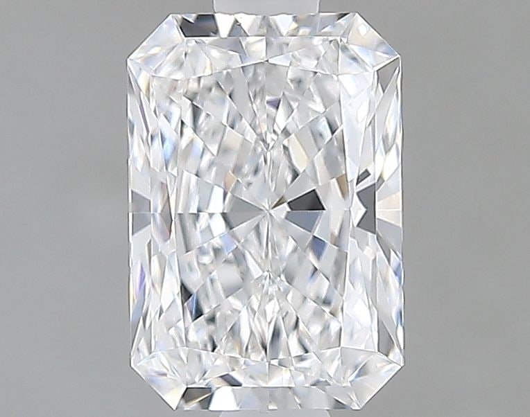 Loose Diamond - RADIANT 1.04ct E VVS2: Loose Diamond - RADIANT 1.04ct E VVS2 Source: This is a real non-mined Diamond that has been grown in a lab Shape: RADIANT Carats: 1.04 Color: E Clarity: VVS2 Certification: GIA Video: