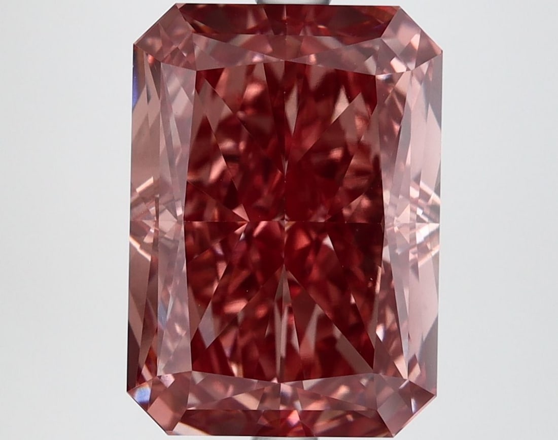 Loose Diamond - RADIANT 6.51ct Fancy Vivid Gray Pink VS1: Loose Diamond - RADIANT 6.51ct Fancy Vivid Gray Pink VS1 Source: This is a real non-mined Diamond that has been grown in a lab Shape: RADIANT Carats: 6.51 Color: Fancy Vivid Gray Pink Certification: I