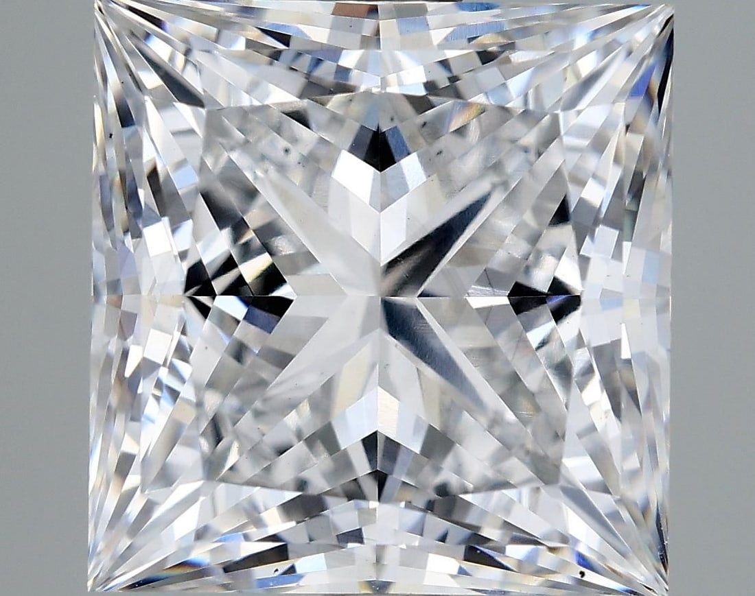 Loose Diamond - PRINCESS 5.18ct E VS1: Loose Diamond - PRINCESS 5.18ct E VS1 Source: This is a real non-mined Diamond that has been grown in a lab Shape: PRINCESS Carats: 5.18 Color: E Clarity: VS1 Certification: HRD Video: