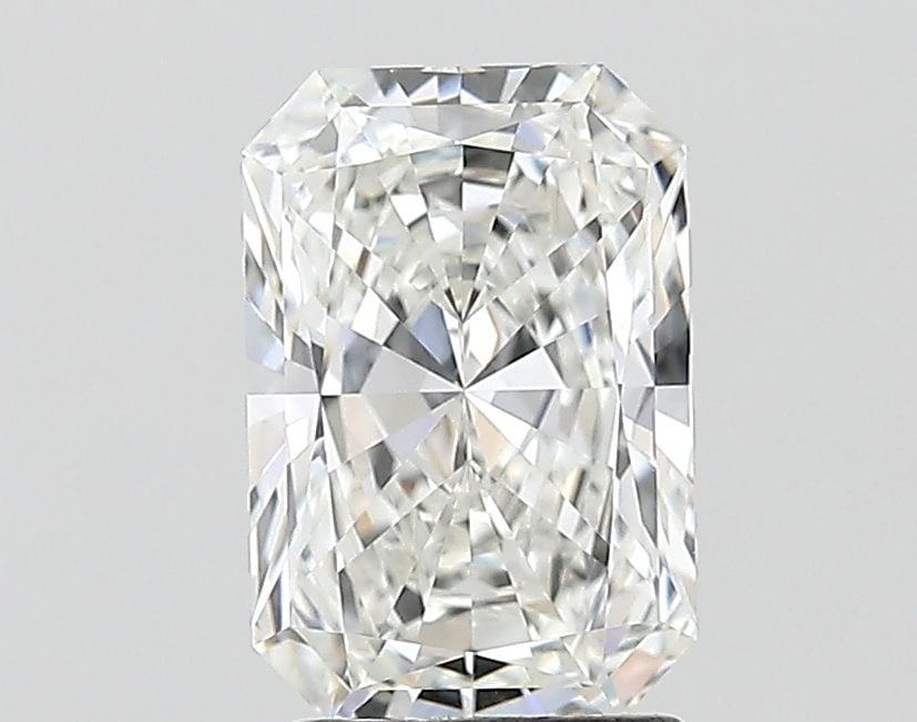 Loose Diamond - RADIANT 2.07ct G VVS2: Loose Diamond - RADIANT 2.07ct G VVS2 Source: This is a real non-mined Diamond that has been grown in a lab Shape: RADIANT Carats: 2.07 Color: G Clarity: VVS2 Certification: IGI Video: