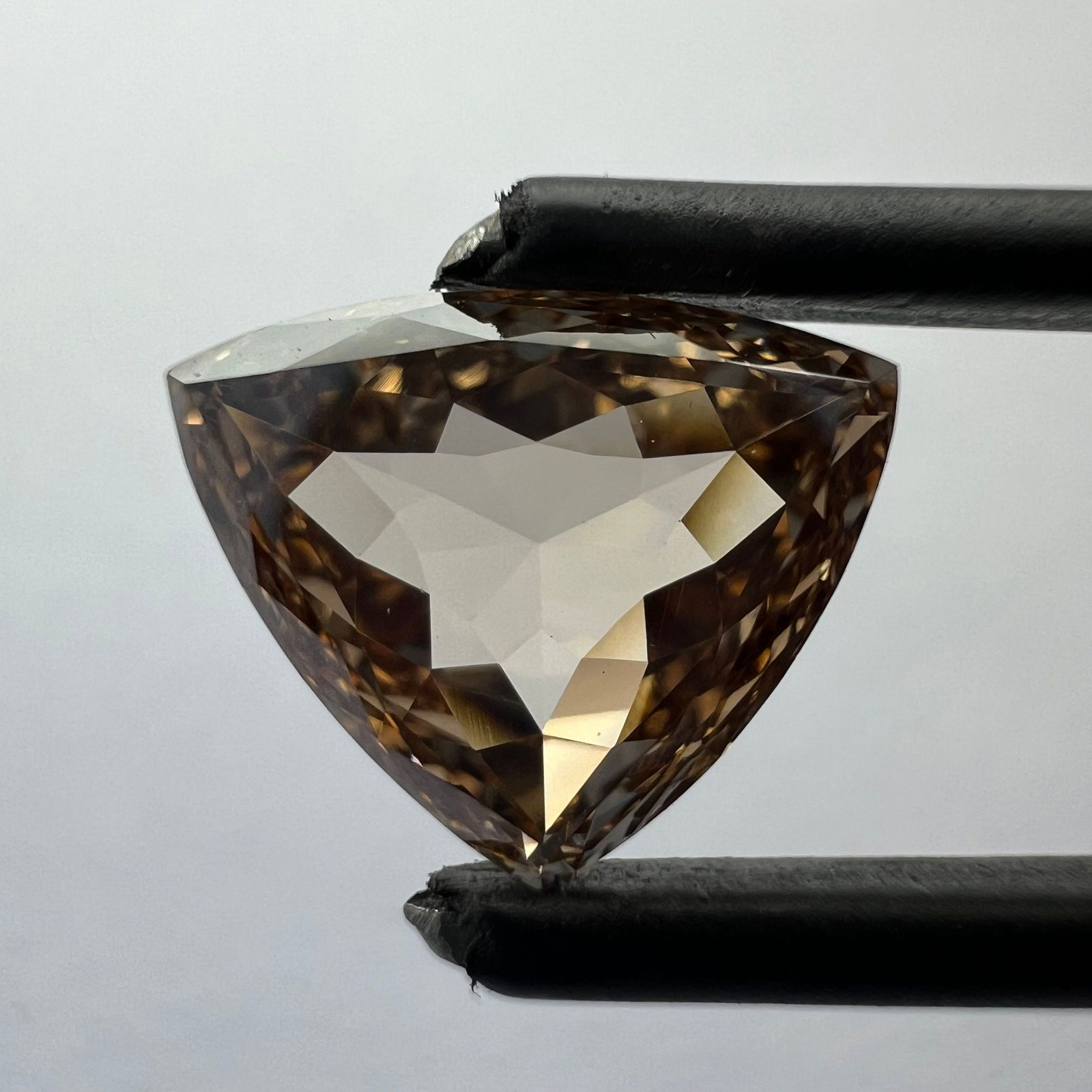 Loose Diamond - TRILLIANT 1.68ct Orange VS1 (1 of 1)