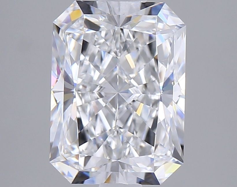 Loose Diamond - RADIANT 2.13ct D VVS2: Loose Diamond - RADIANT 2.13ct D VVS2 Source: This is a real non-mined Diamond that has been grown in a lab Shape: RADIANT Carats: 2.13 Color: D Clarity: VVS2 Certification: IGI Video:
