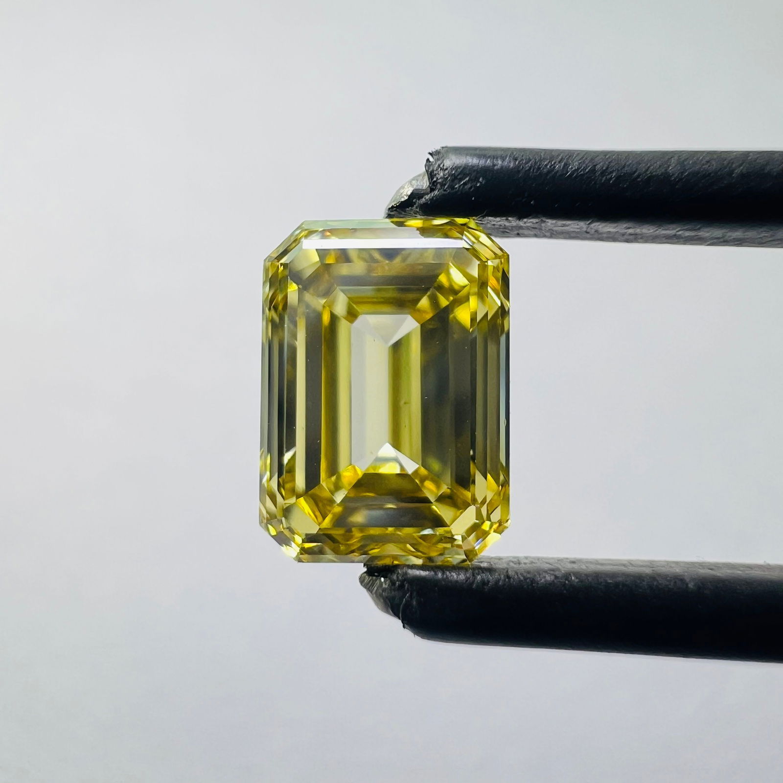 Loose Diamond - EMERALD 1.15ct Yellow VS1 (1 of 1)
