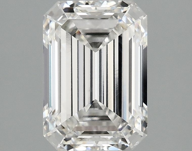 Loose Diamond - EMERALD 2.1ct F VS1: Loose Diamond - EMERALD 2.1ct F VS1 Source: This is a real non-mined Diamond that has been grown in a lab Shape: EMERALD Carats: 2.1 Color: F Clarity: VS1 Certification: IGI Video: