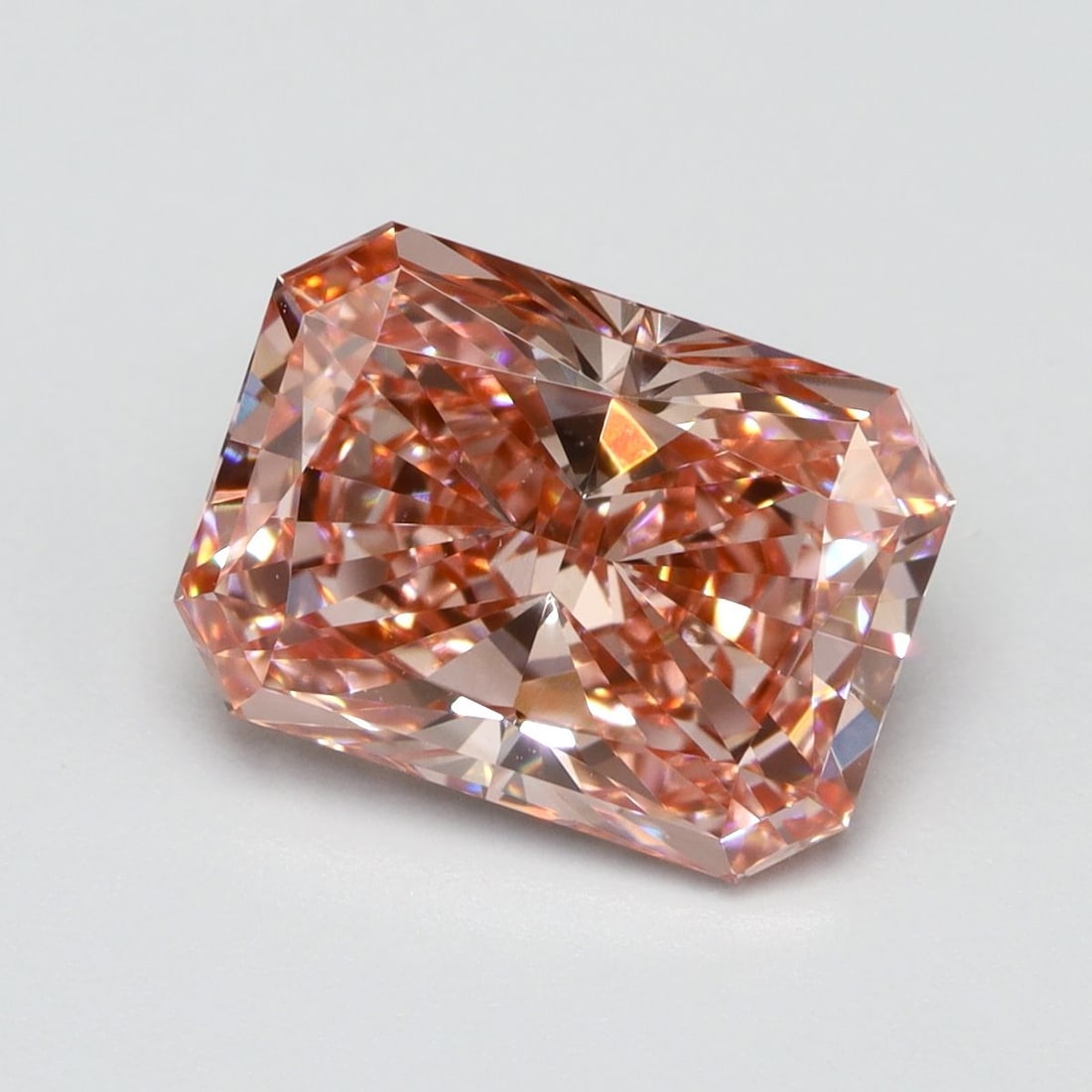 Loose Diamond - RADIANT 1.55ct Fancy Vivid Pink VVS2: Loose Diamond - RADIANT 1.55ct Fancy Vivid Pink VVS2 Source: This is a real non-mined Diamond that has been grown in a lab Shape: RADIANT Carats: 1.55 Color: Fancy Vivid Pink Certification: NONE Video